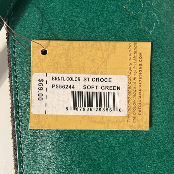 NWT Patricia Nash St Croce Soft Green Tooled Floral wristlet clutch -Leather - Picture 7 of 7